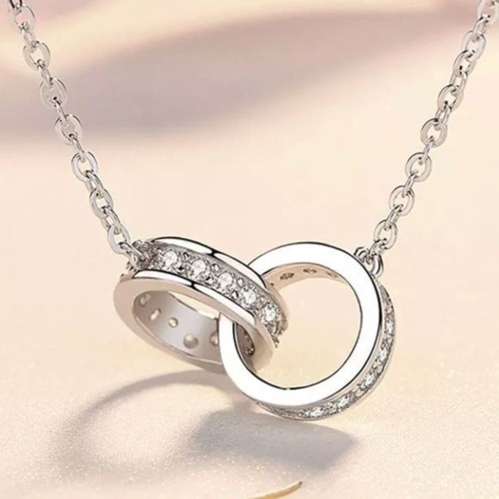 Silver-Plated Interlocking Rings Pendant Necklace - Picture 5 of 7